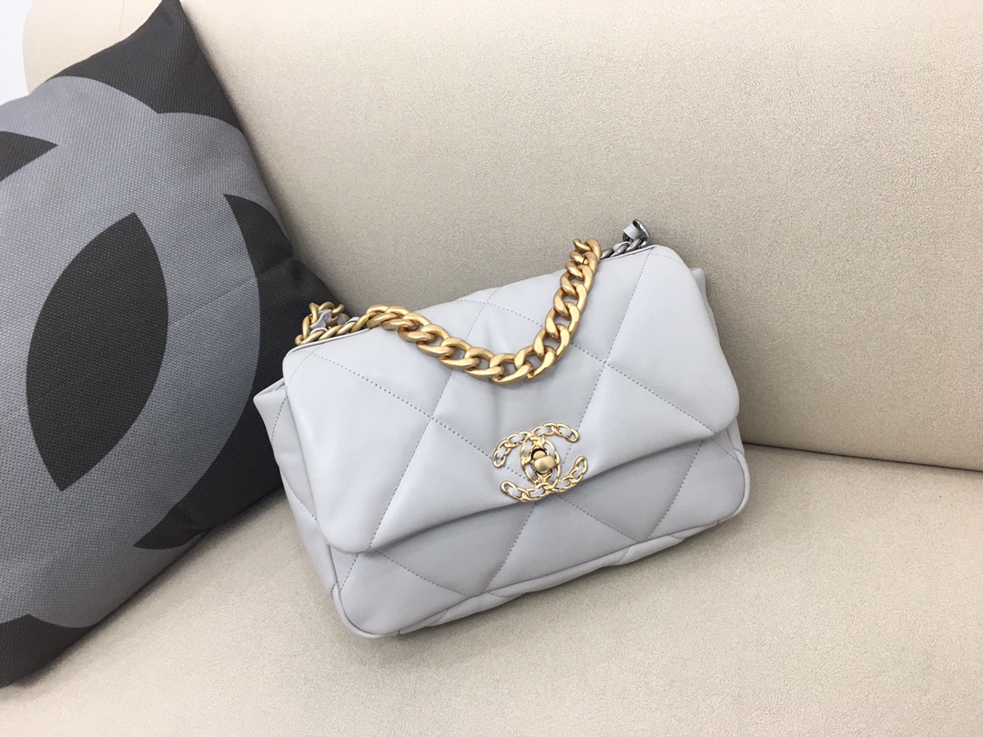 Lambskin 19 Handbag Flap Bag AS1160 Light Gray